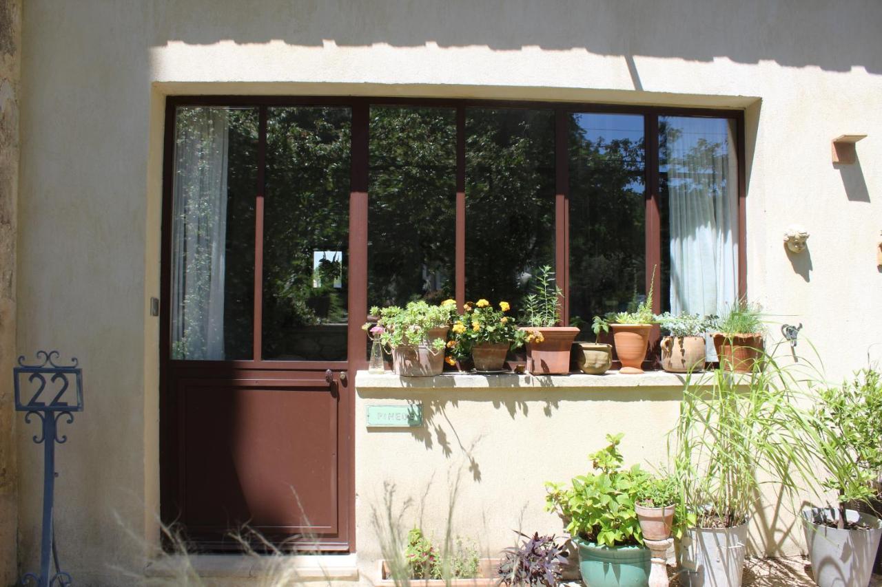 Mas De Rique Saint-Etienne-du-Gres Exterior foto
